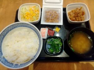 20231104_吉野家 納豆牛小鉢定食