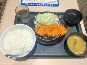 20231112_松のや ロースかつ定食