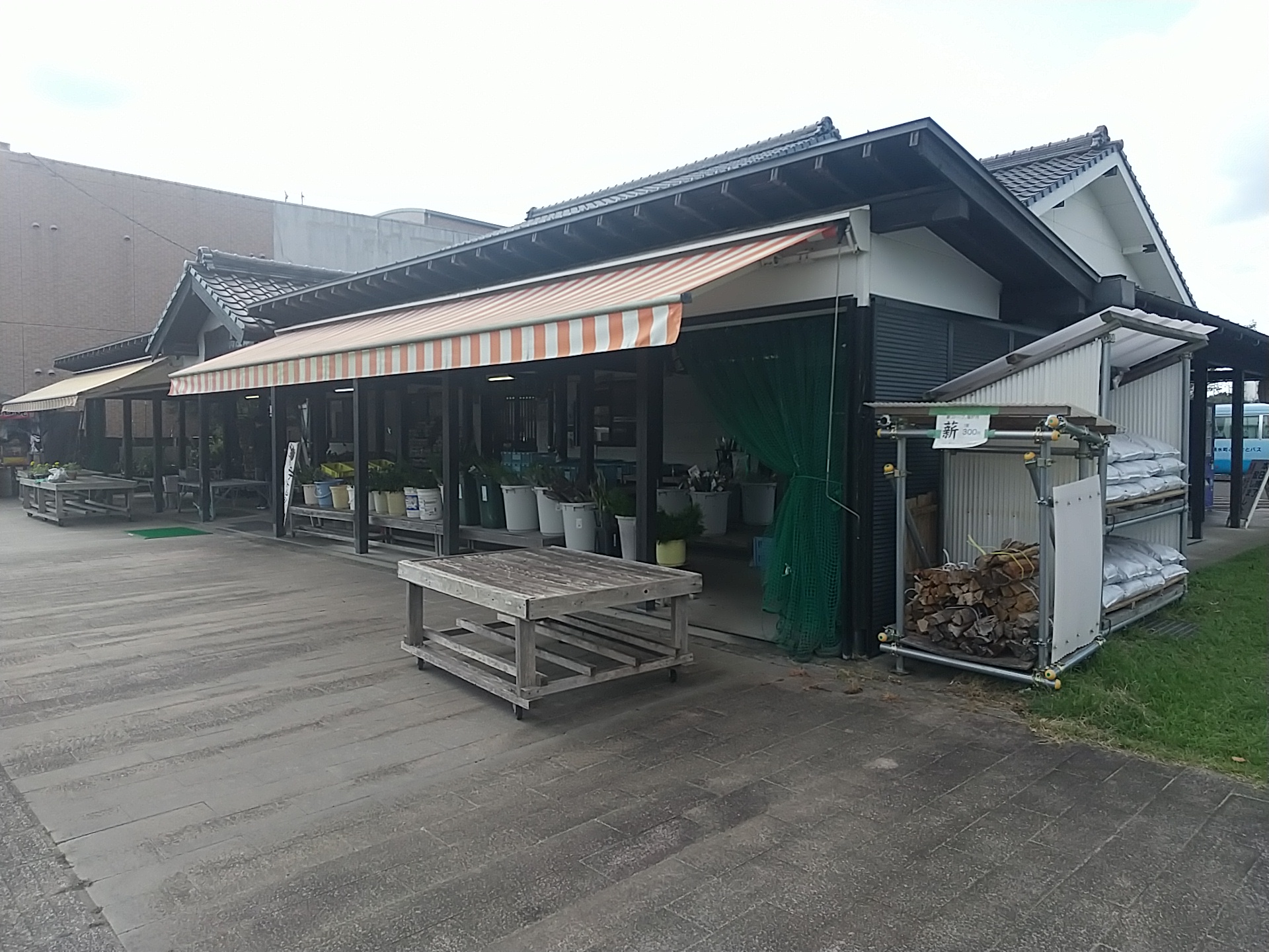 20240906_‏湧水町くりの物産館