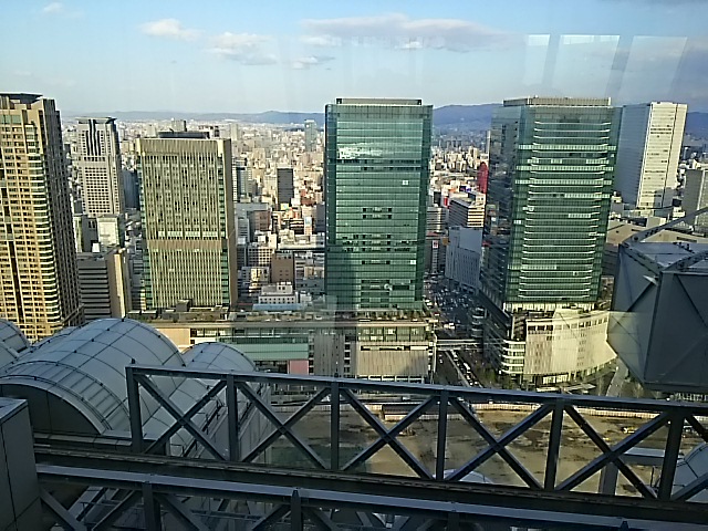 20150323_梅田スカイビル 空中庭園展望台 東方面