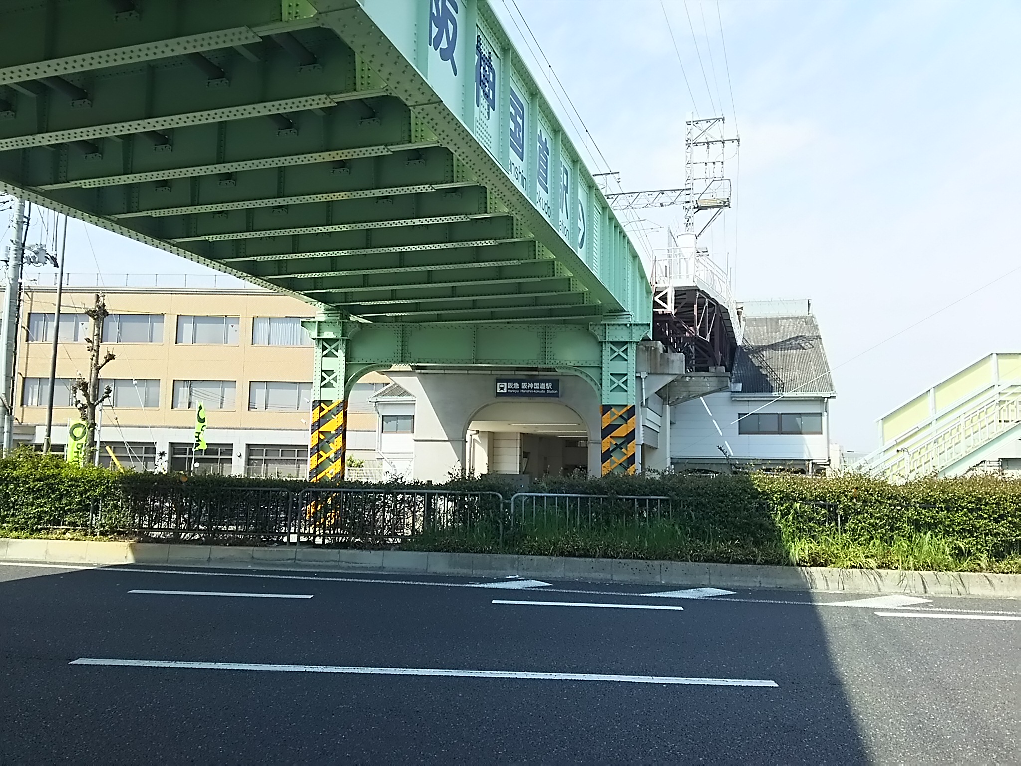20150417_阪急阪神国道駅駅