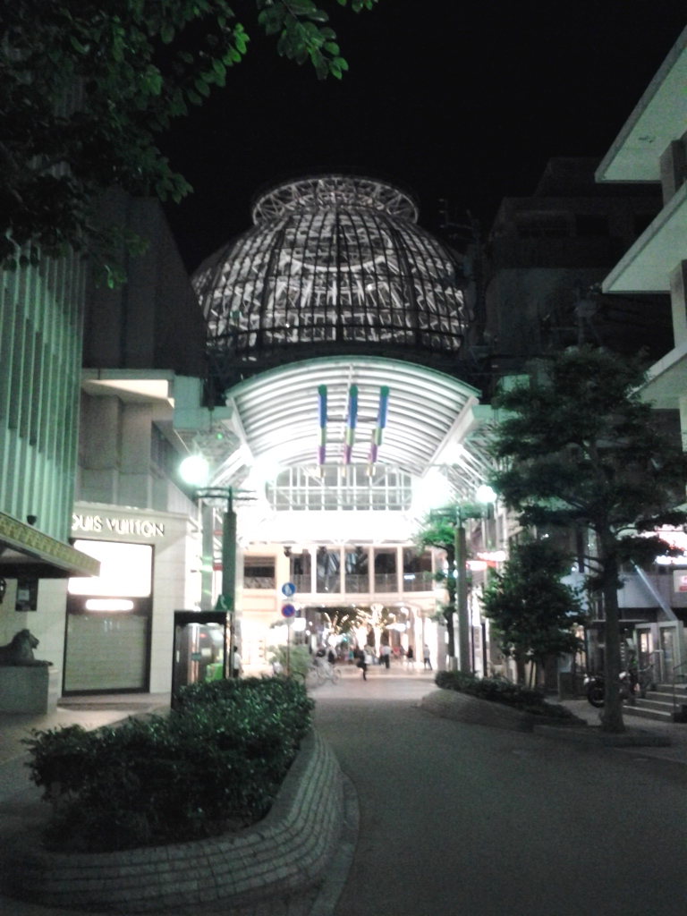20140613_高松丸亀町壱番街前ドーム広場