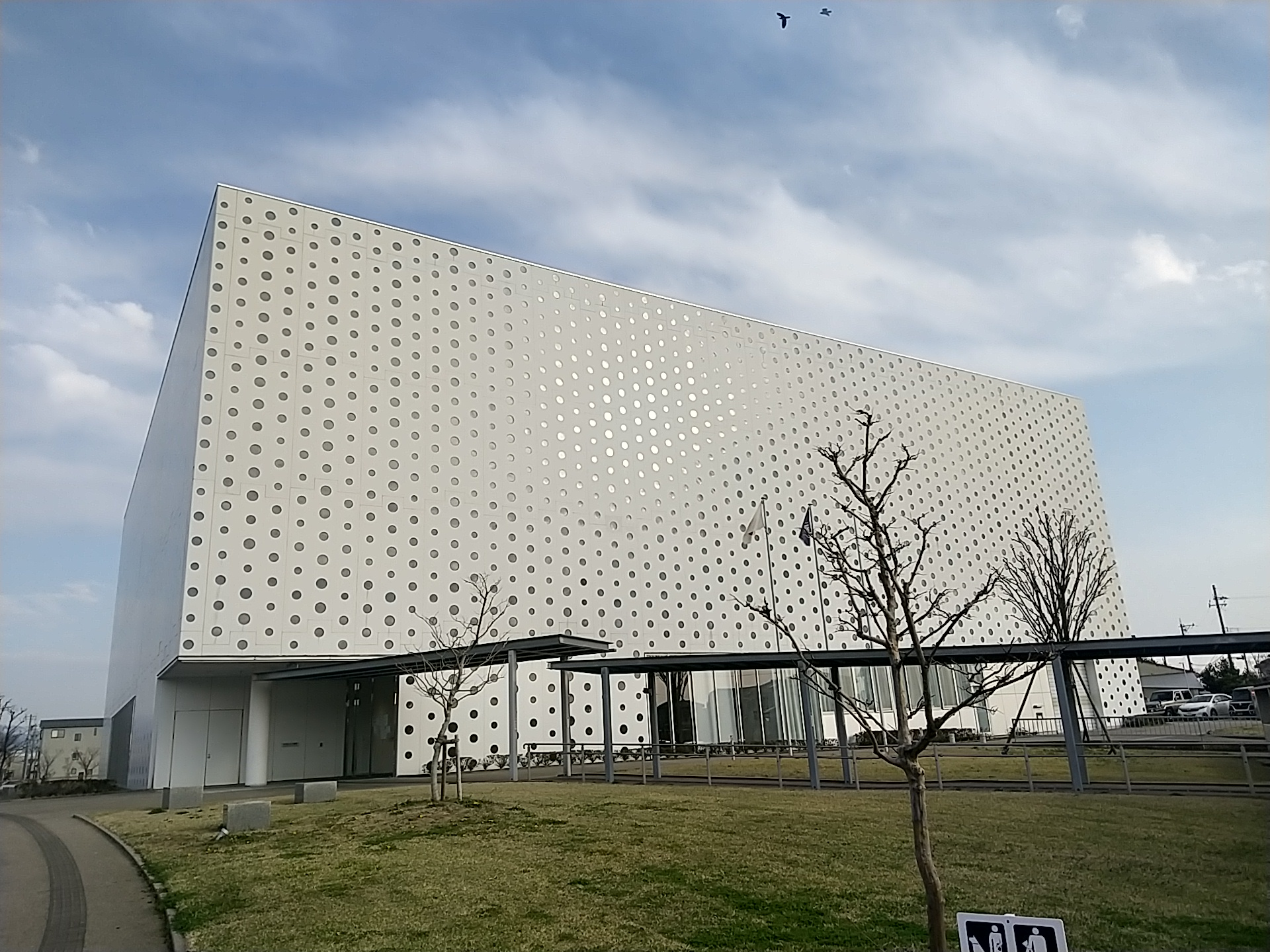 20250417_金沢海みらい図書館