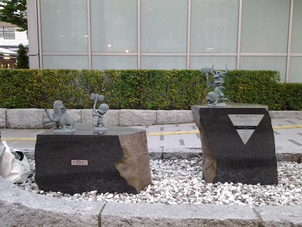 20140513_｢はじめ人間ギャートルズ｣ブロンズ像