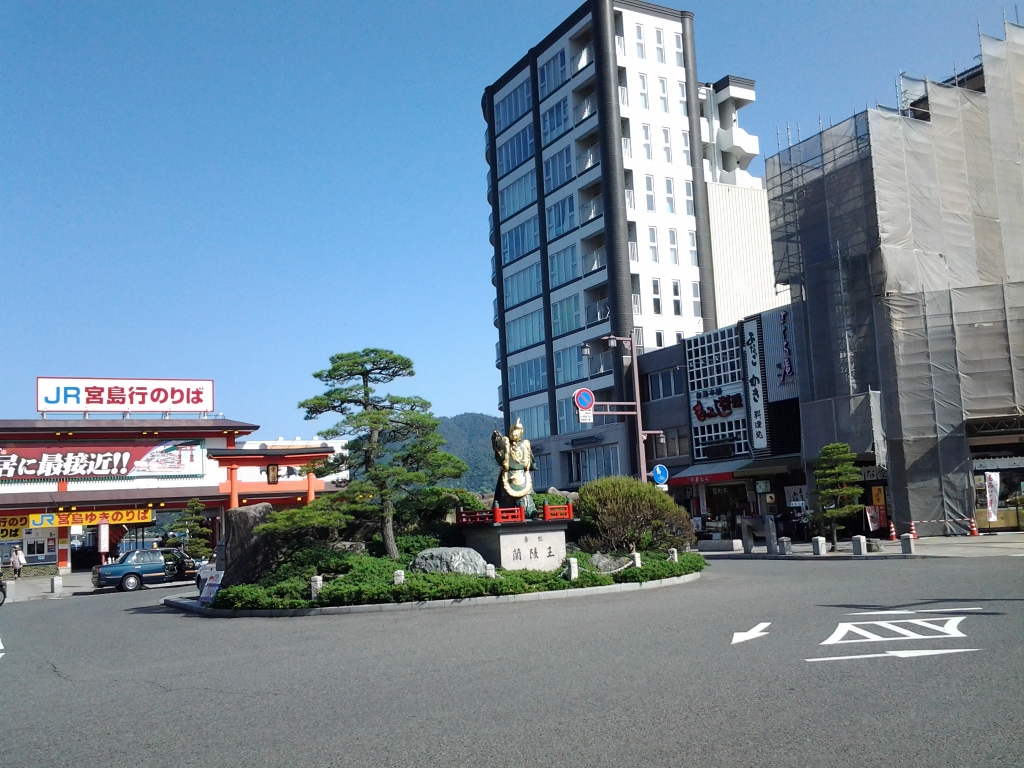 20140516_舞楽 蘭陵王の像