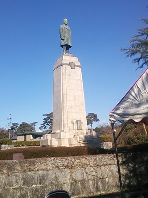20131214_根津嘉一郎翁銅像