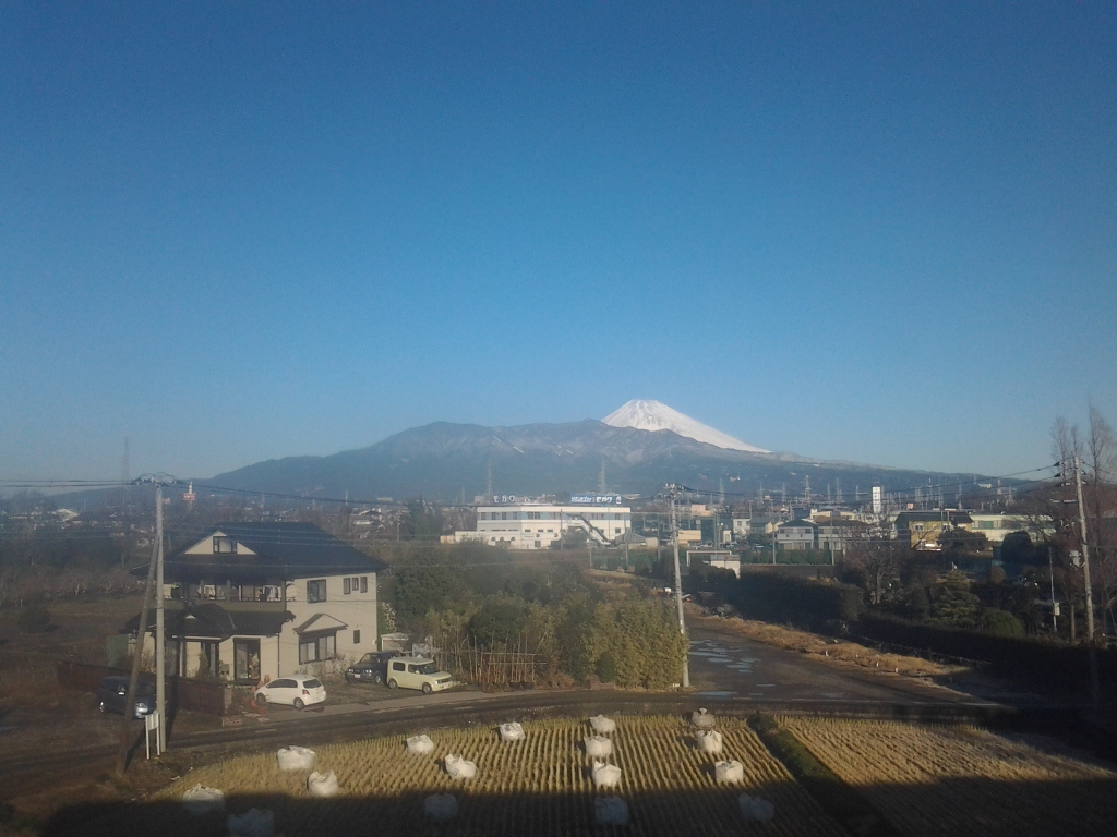 20131228_沼津あたり富士山