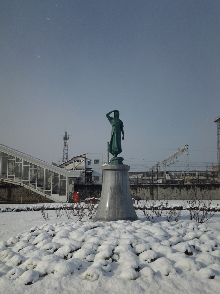 20140102_ウィノナ姫の像