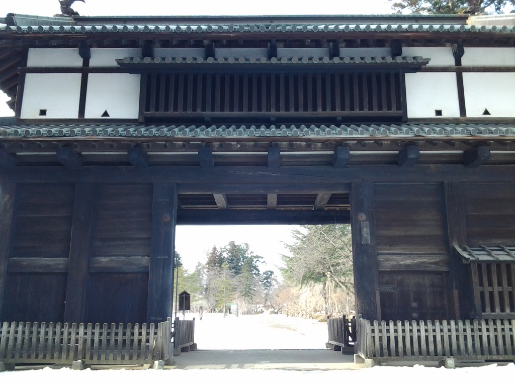 20140103_弘前城三の丸東門