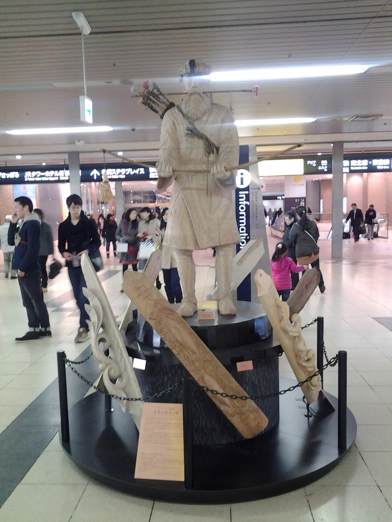 20140405_アイヌ民族の長老 エカシ像