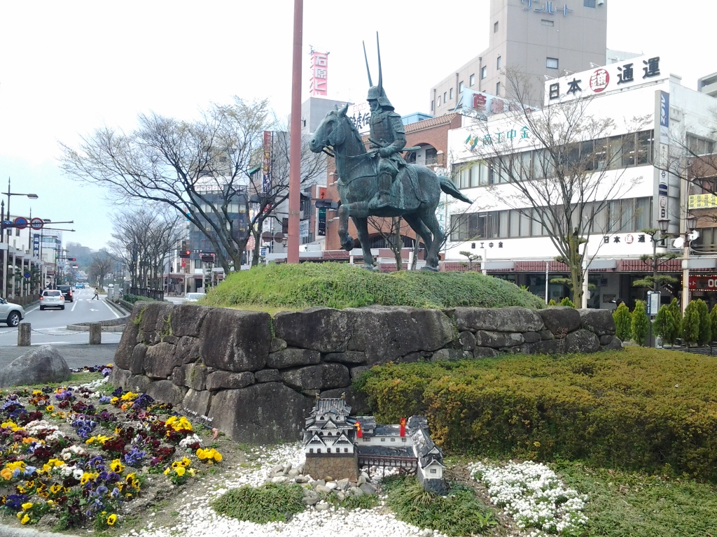 20140410_井伊直政公之像