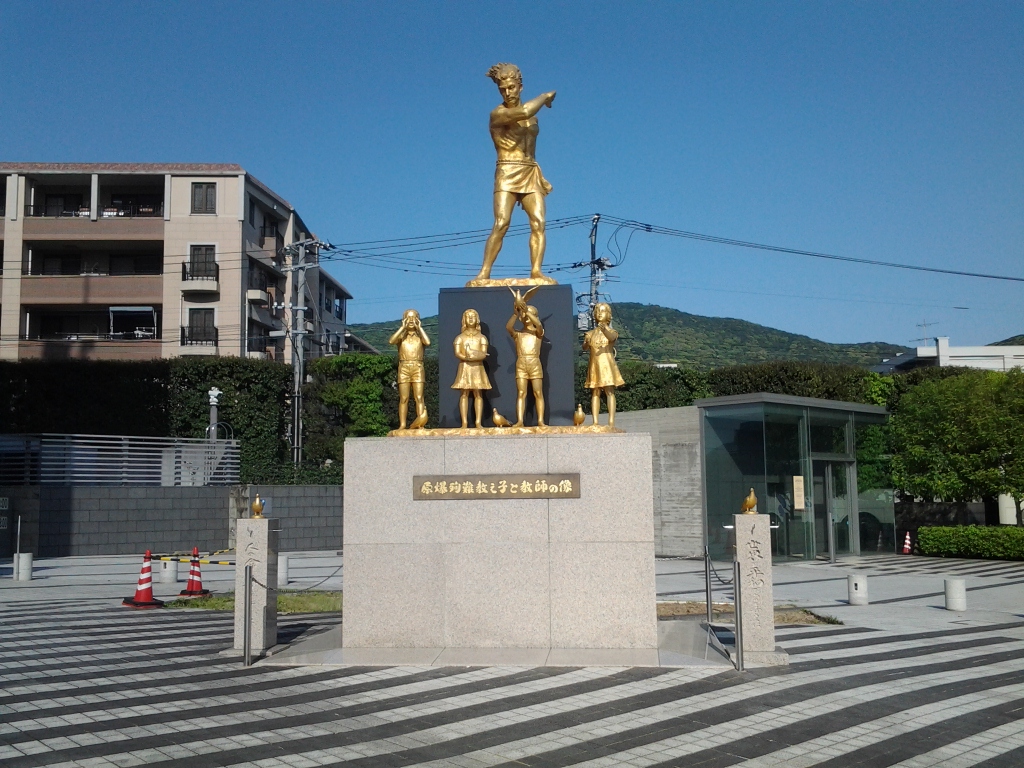 20140425_原爆殉難教え子と教師の像