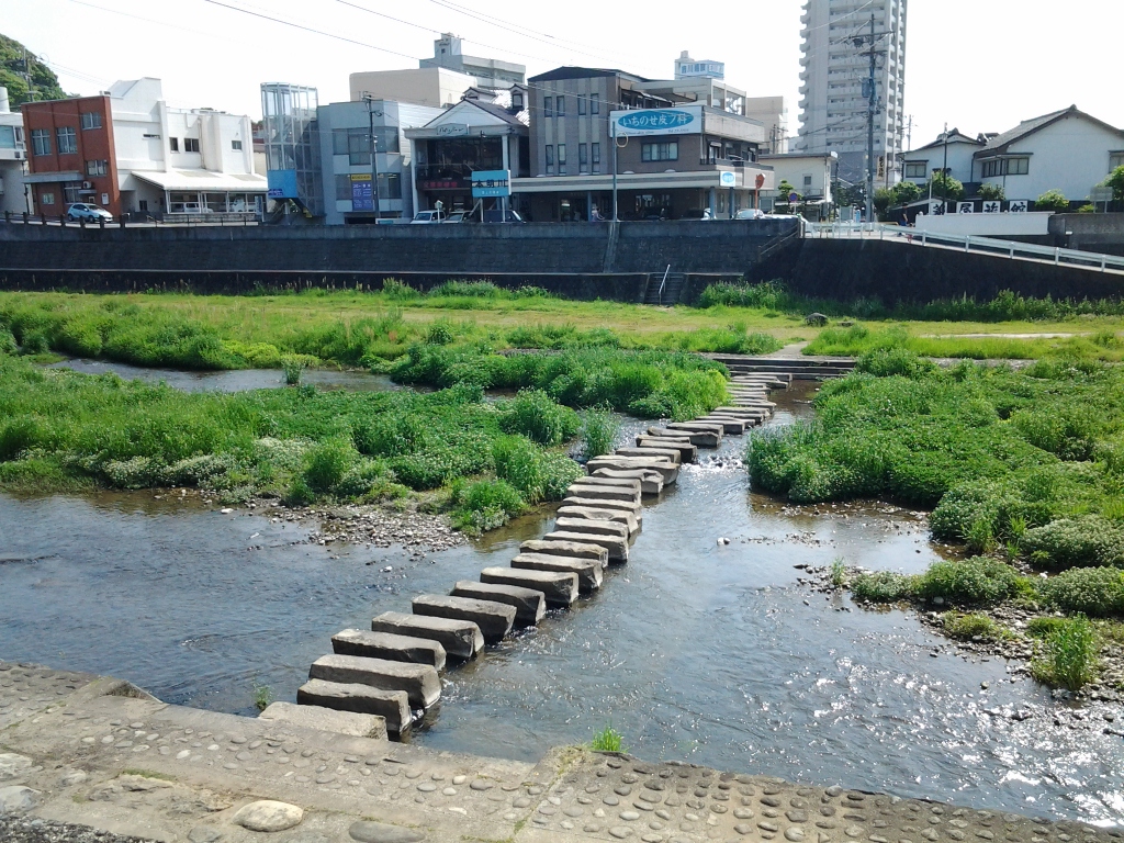 20140426_本明川の飛び石