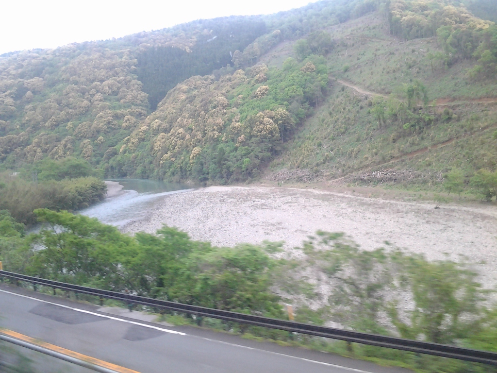 20140429_市棚あたり小川