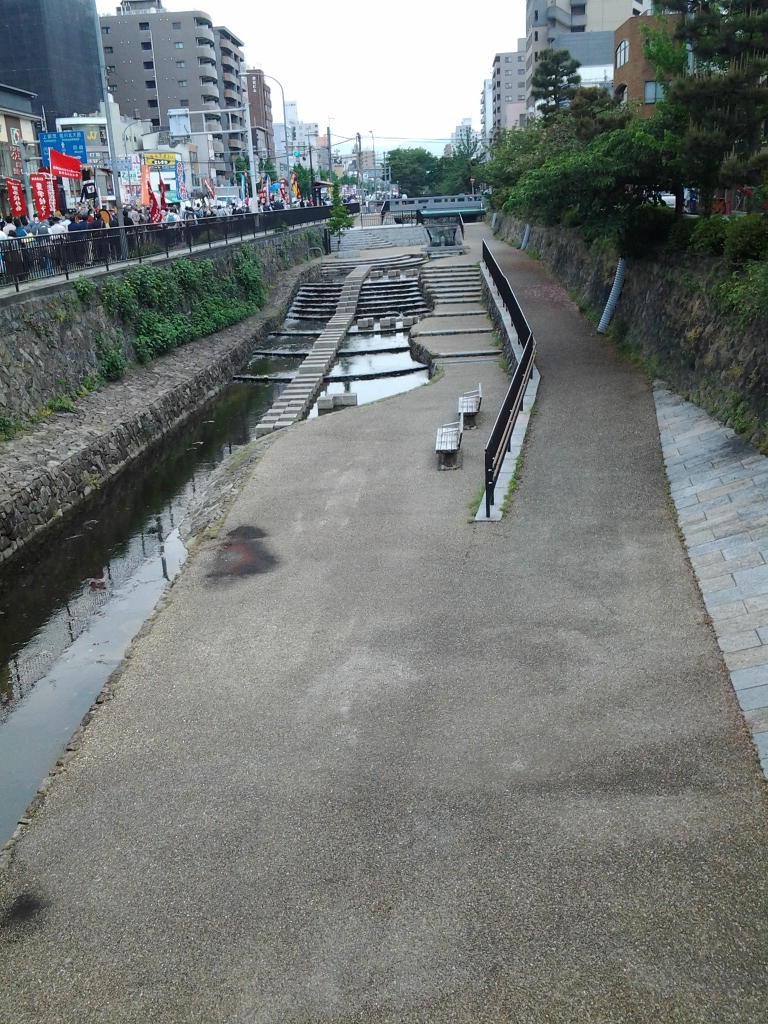 20140501_堀川 遊歩道