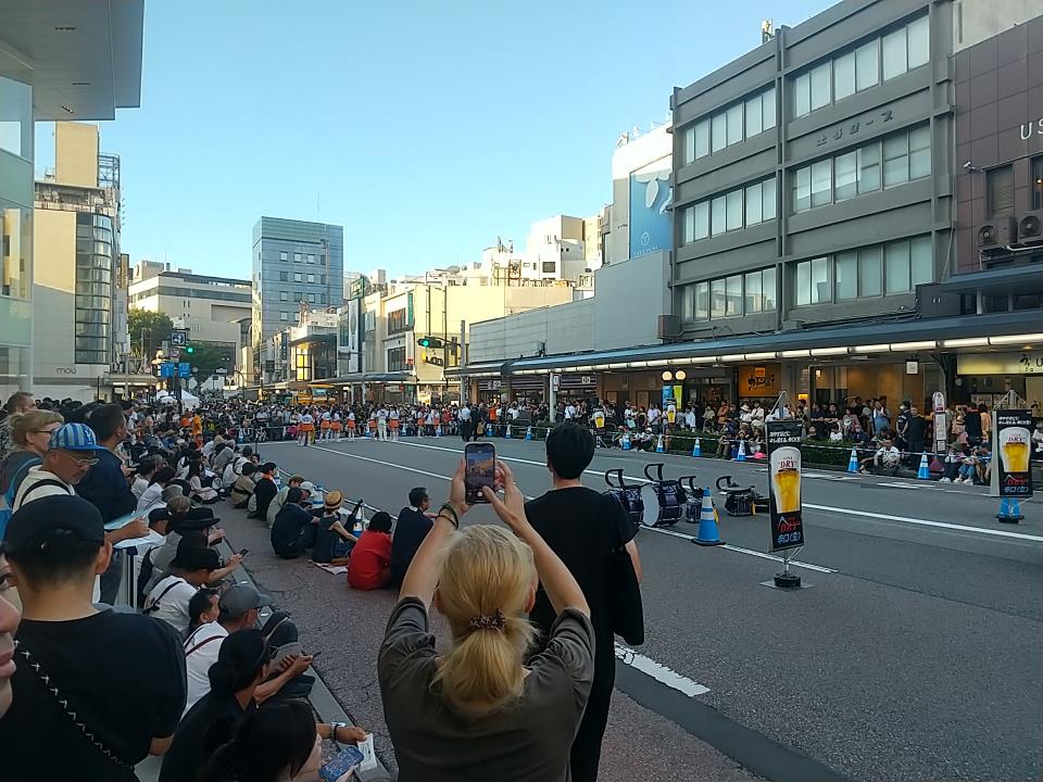 20250809_片町きらら前