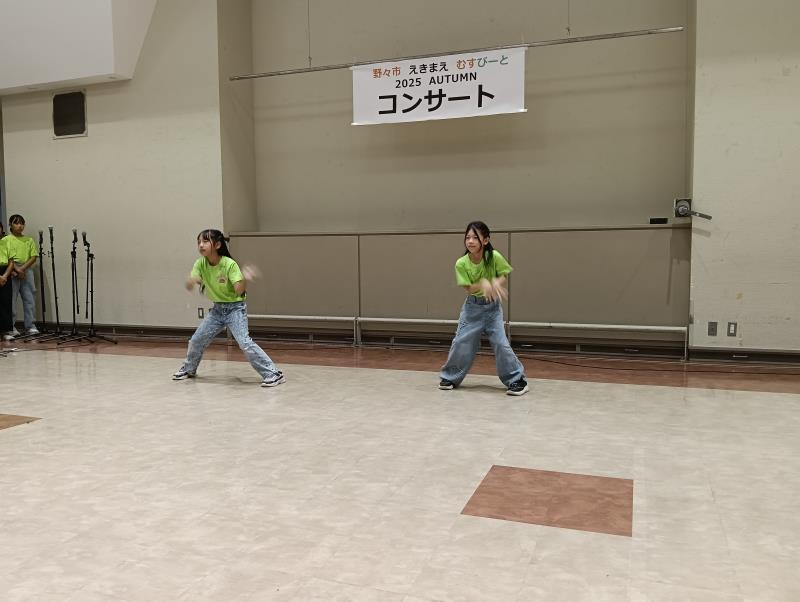 20251011_野々市えきまえむすびーと 子どもダンス