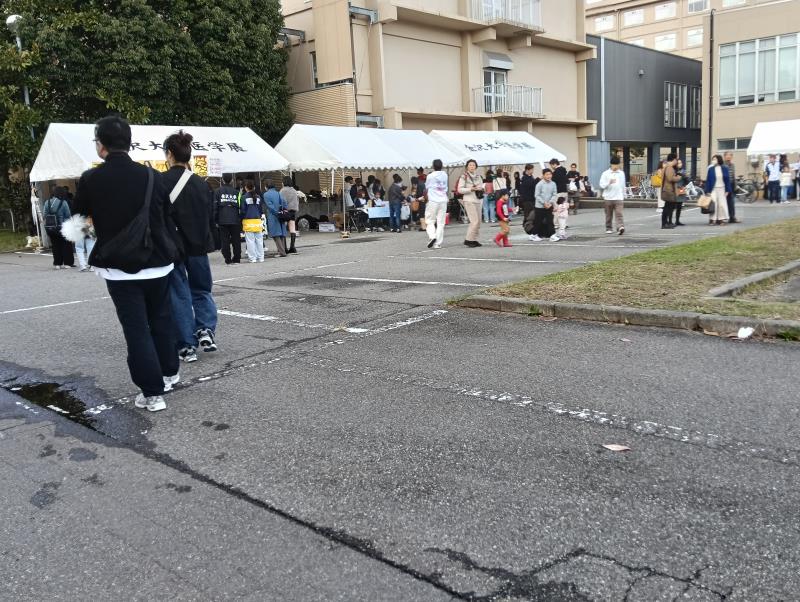 20251101_金沢大学 医学展 模擬店