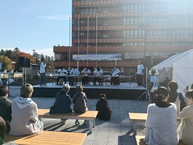 20251108_まちなか学生まつり2025 二人羽織