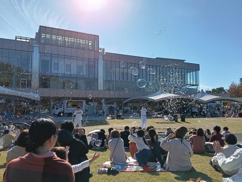 20251115_smiletree 虹色シャボン玉