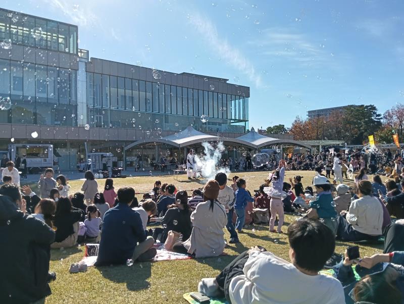 20251115_smiletree 虹色シャボン玉