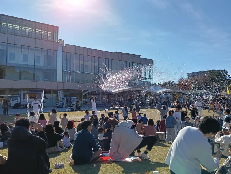 20251115_smiletree 虹色シャボン玉